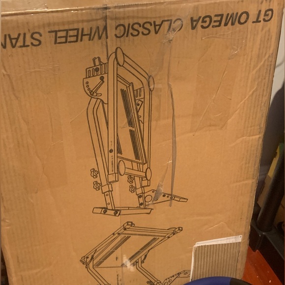 Ps4 steering wheel pedals and stand - Picture 4 of 6